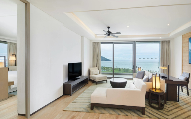 The Westin Blue Bay Resort & Spa – Guest Rooms – Lingshui