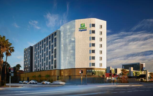 Holiday Inn Express Sydney Airport, an IHG Hotel