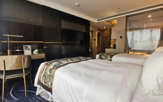 Regency Apartment Hotel