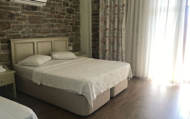 Yakamoz Otel