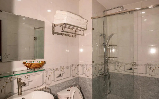 ConSon Tourist Hotel