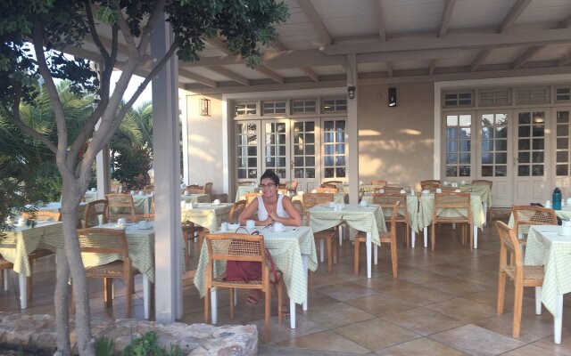 Santo Miramare Resort
