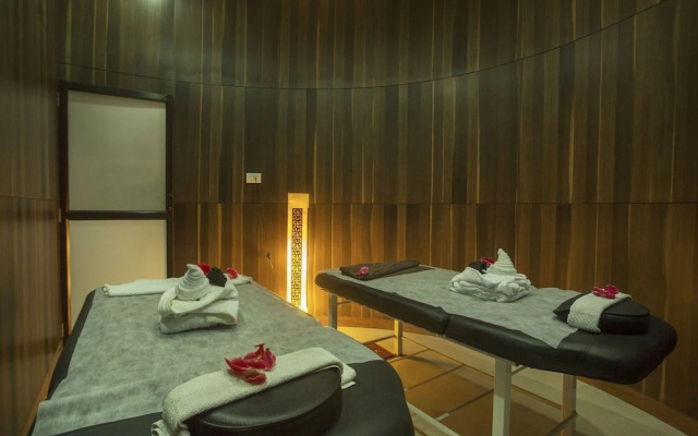Emerald Resort by OYO Rooms