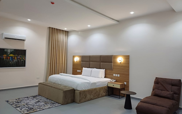 The edge hotels and suites