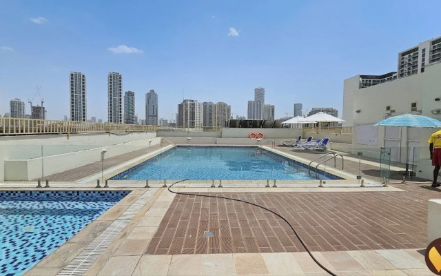 Spacious Pulse Smart Residence JVC
