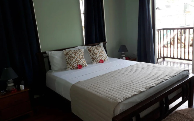 Mer Riviere Self Catering