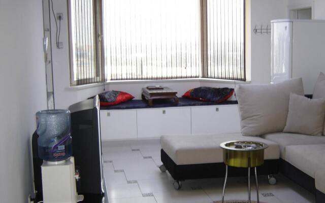 Beijing Sentury Apartment Hotel