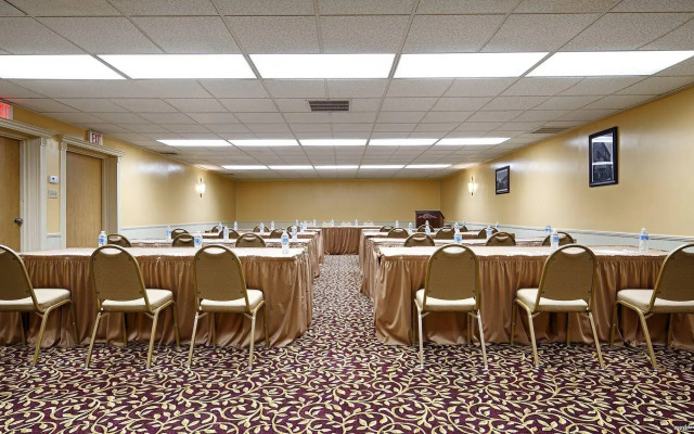 Econo Lodge Quakertown