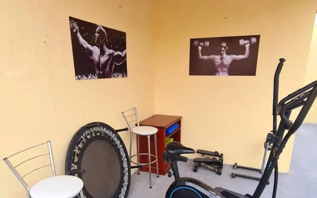 Casa em Condomínio com Piscina Privativa