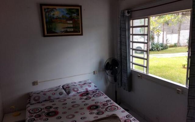 Lar Doce Lar Hostel & Pousada
