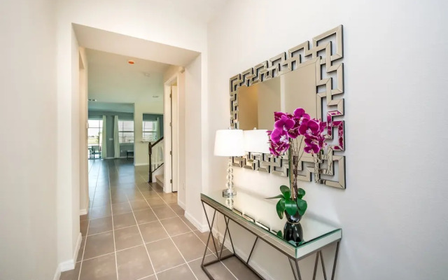 Fabulous 9 Bed 6,5 Ba Villa Games, Pool & Spa 9063srl
