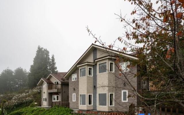 Xinleyuan Leisure Farm House