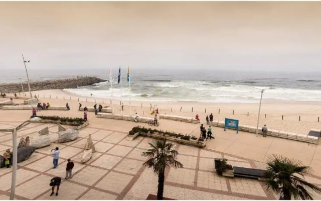 Apartamento com 2 Quartos e Vista oceano