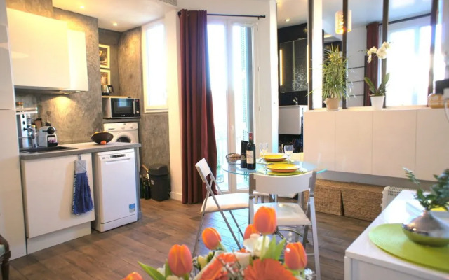 Ideal Antiquaires Le Port
