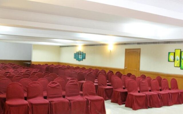 Hotel Raj Residency