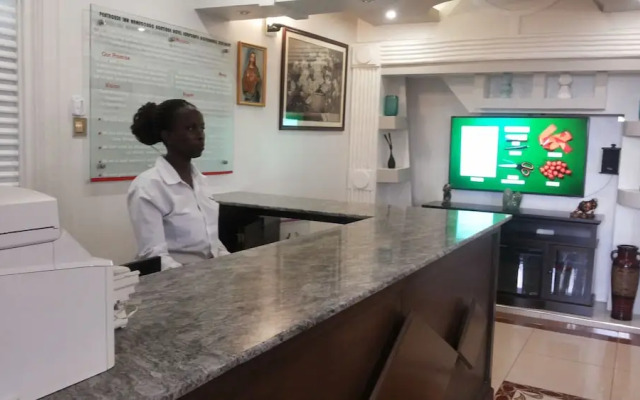 Pent House Inn Namugongo