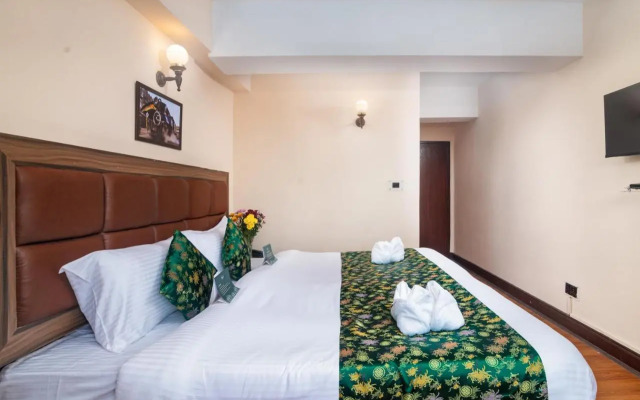 Muscatel Roma - 400 Mts from Mall Road