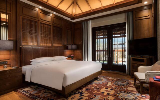 Jinmao Hotel Lijiang, the Unbound Collection by Hyatt