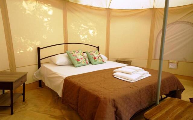 Paliouri Luxury Bungalows