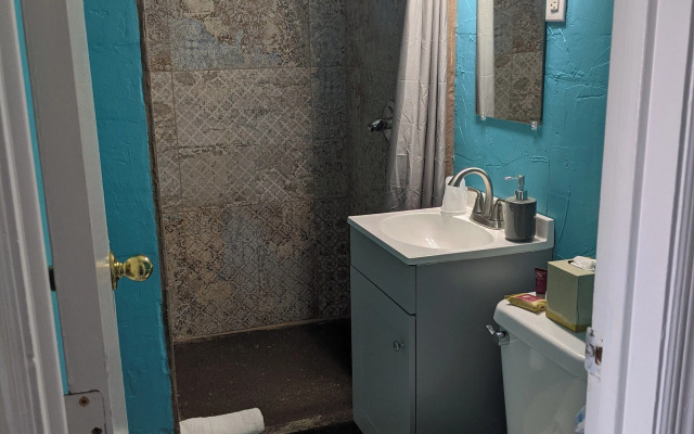 Riverboat Inn and Suites