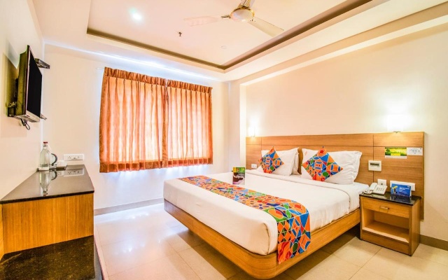 Fabhotel Prime Royal Castle