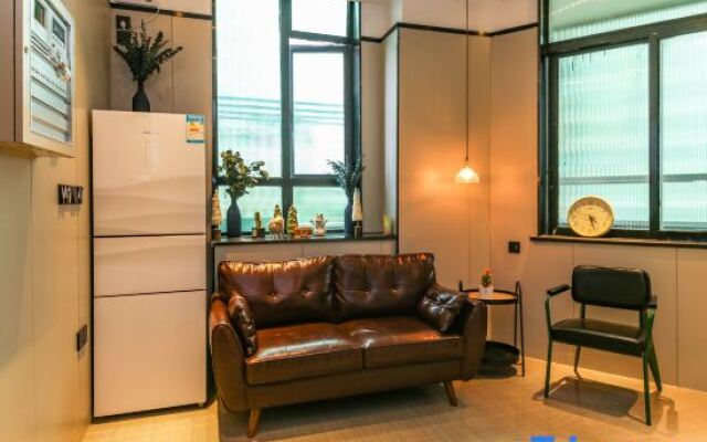 Yadu Hotel