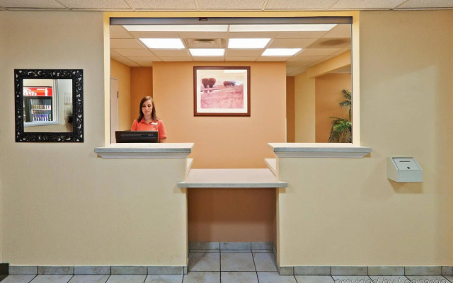 Candlewood Suites Oklahoma City-Moore by IHG
