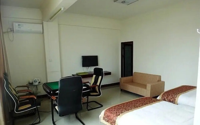 Ronghui Buinsess Hotel
