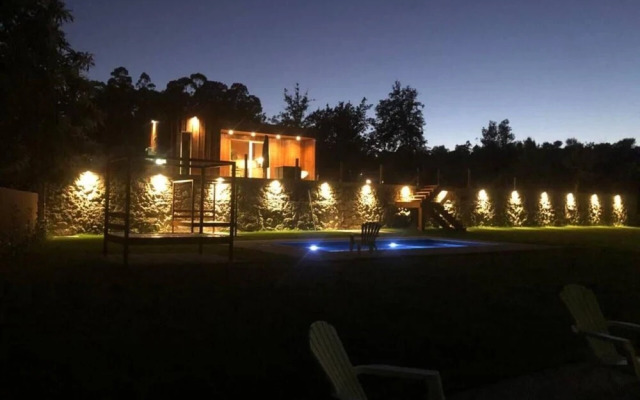 Captivating 1-bed House