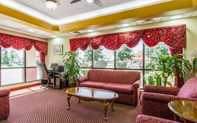 Quality Inn Fort Campbell