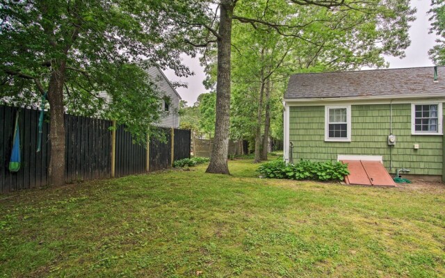 South Yarmouth Cottage ~ Half Mi to Beaches!