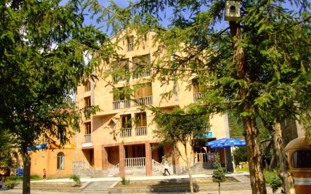 Hotel Central