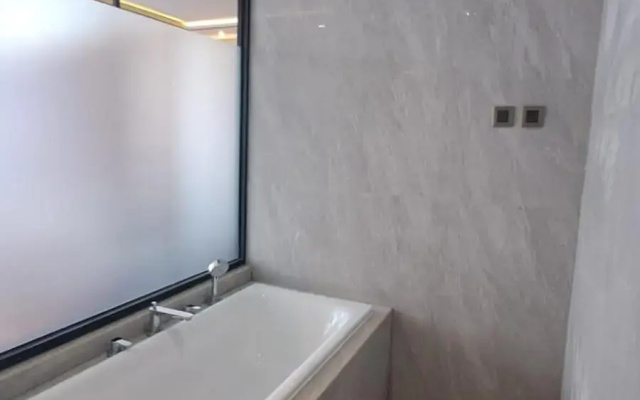 Grand Miami Hotel