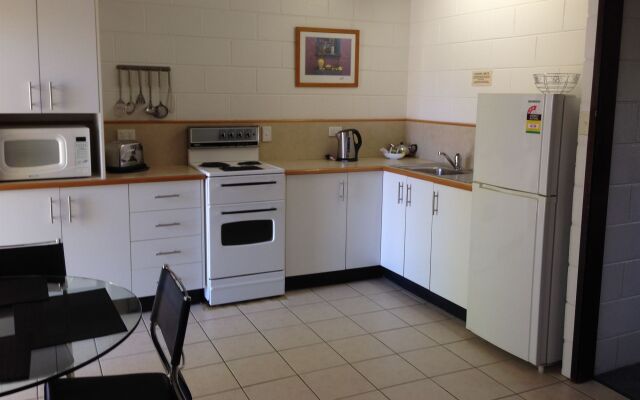 Palm View Holiday Apartments