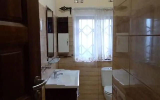 3 Bedrooms Exclusive Apartment in Kaludu