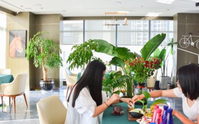 Zhangjiajie Fanbowan Hotel (Tianmen Mountain National Forest Park Dayong Ancient City Branch)