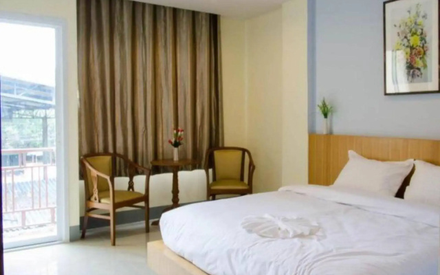 The Impress Sisaket