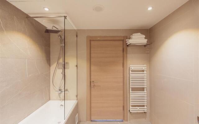 Ramada by Wyndham Targu JIU