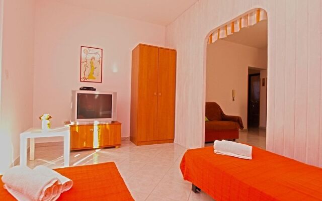 Apartments Maria 1021