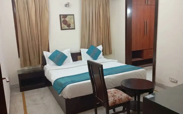 Hotel Royal India - DLF Phase 2