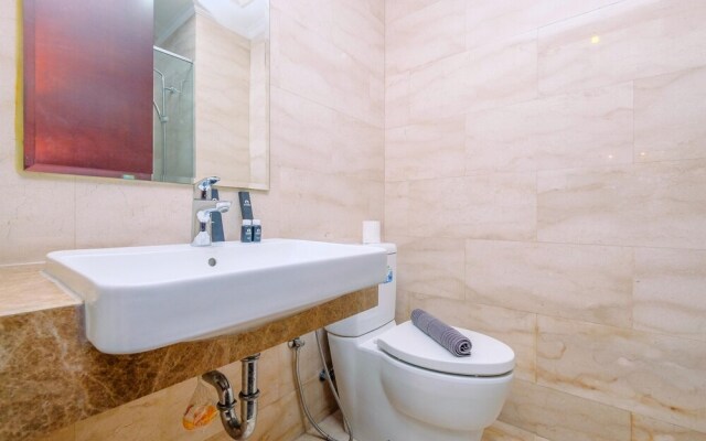 Comfortable And Fully Furnished Studio At Menteng Park Apartment