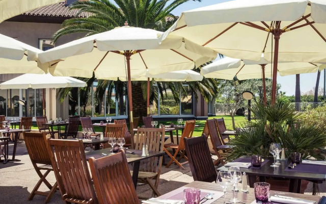 Mercure Thalasso and Spa Port Frejus