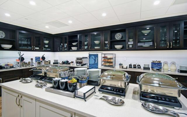 Homewood Suites by Hilton Denver International Airport