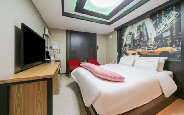 Hotel Cest Tien