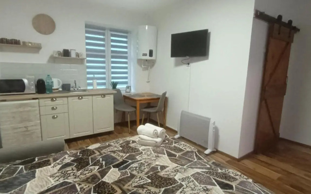 Cezar Home Studio