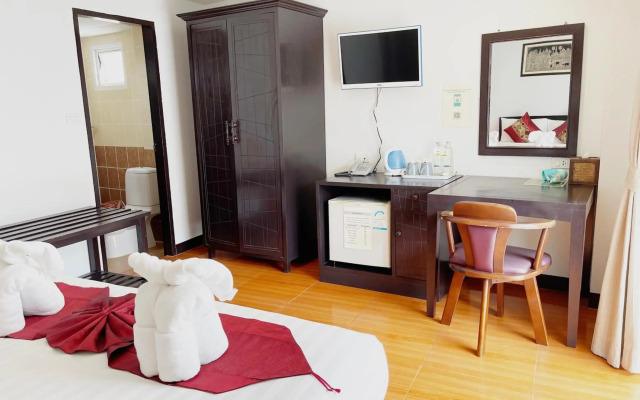 Silver Resortel