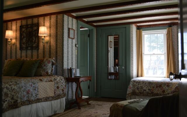 Black Walnut Point Inn