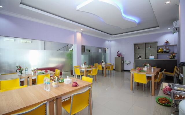 Airy Birobuli Utara Zebra Empat Atas 7A Palu