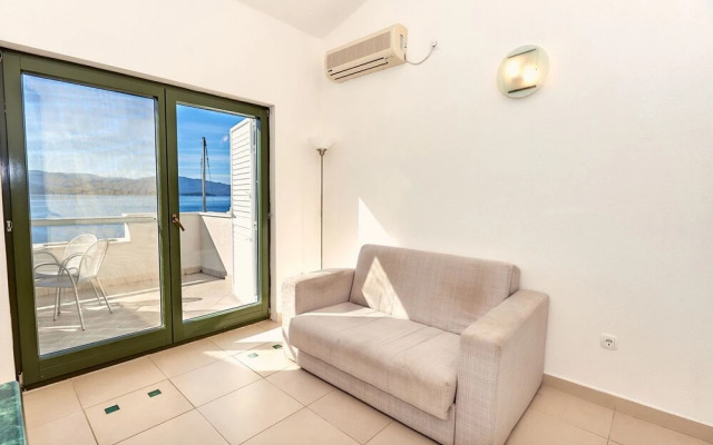 Sea Front - Free Parking - A3