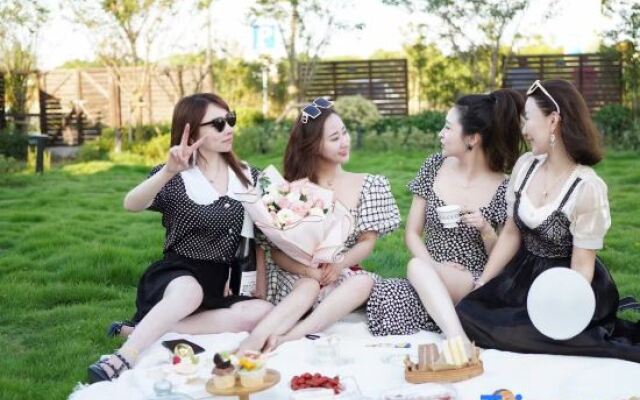 Shanghai Man Ye Garden Resort